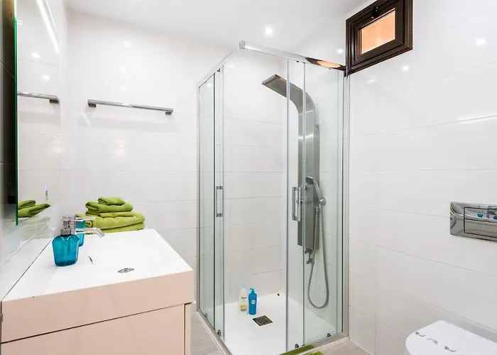 Tenerife South Apartment *