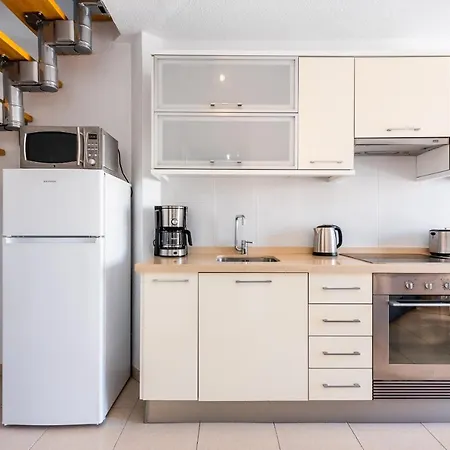 Tenerife South Апартаменты *